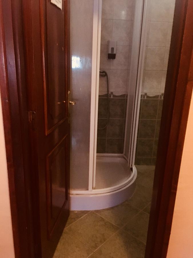Rózsakert Panzió Hotel Nyíregyháza Exterior foto